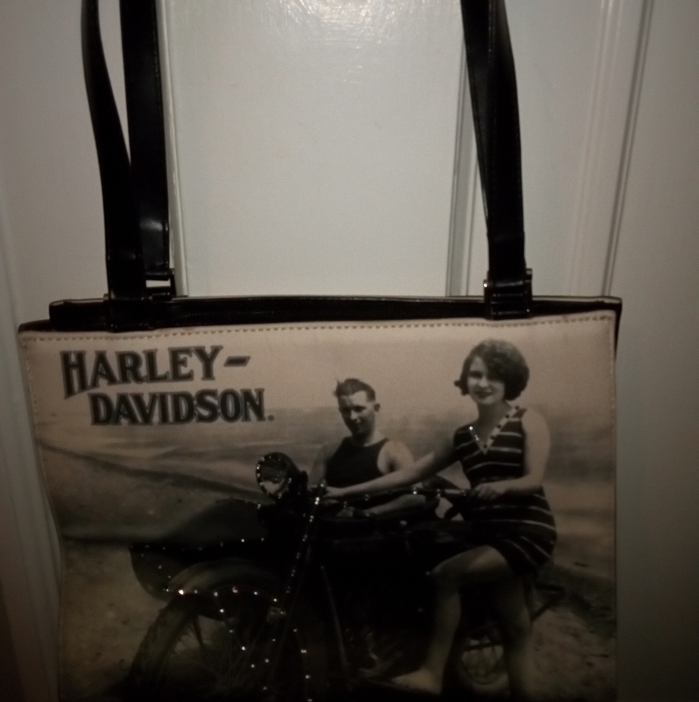 Vintage Harley Davidson shoulder bag - Picture 2 of 6